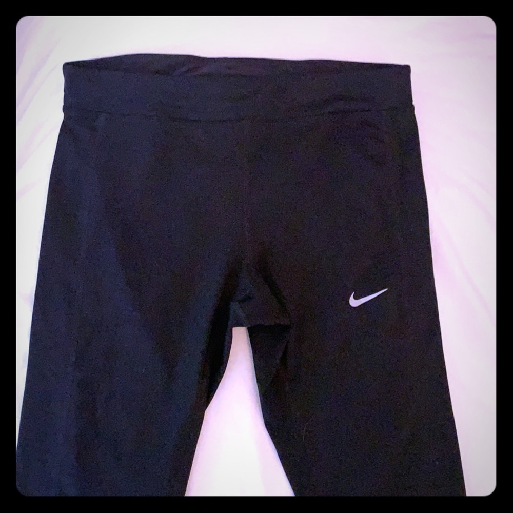 Nike Dri Fit cropped leggings